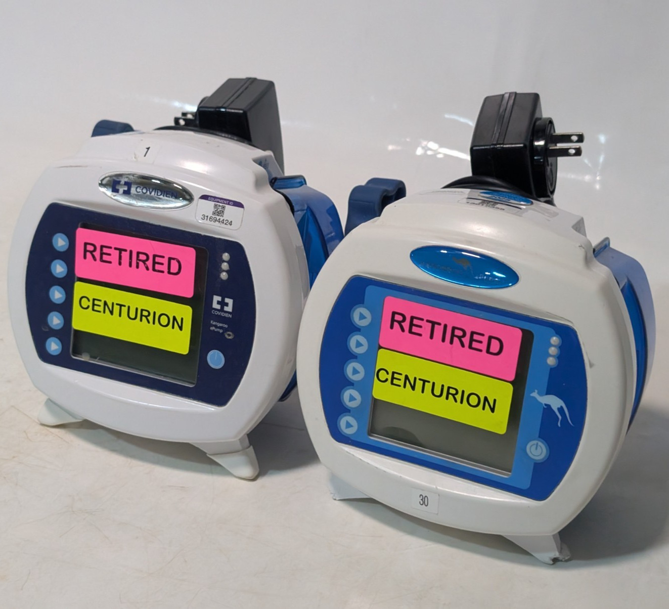 (2) Covidien Kangaroo ePumps F010549, w/Clamps & MENB1020A0900B02 Power Supplies