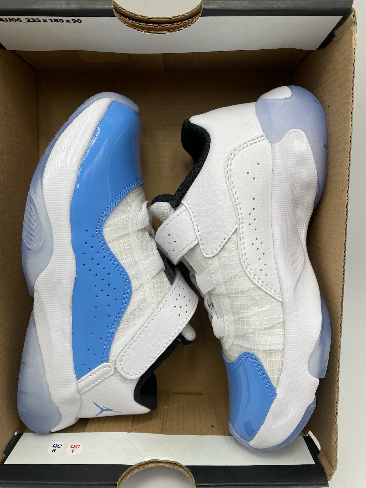 Nike Jordan 11 CMFT Low (PS) White University Blue Black (CZ0905 114) Size 13C