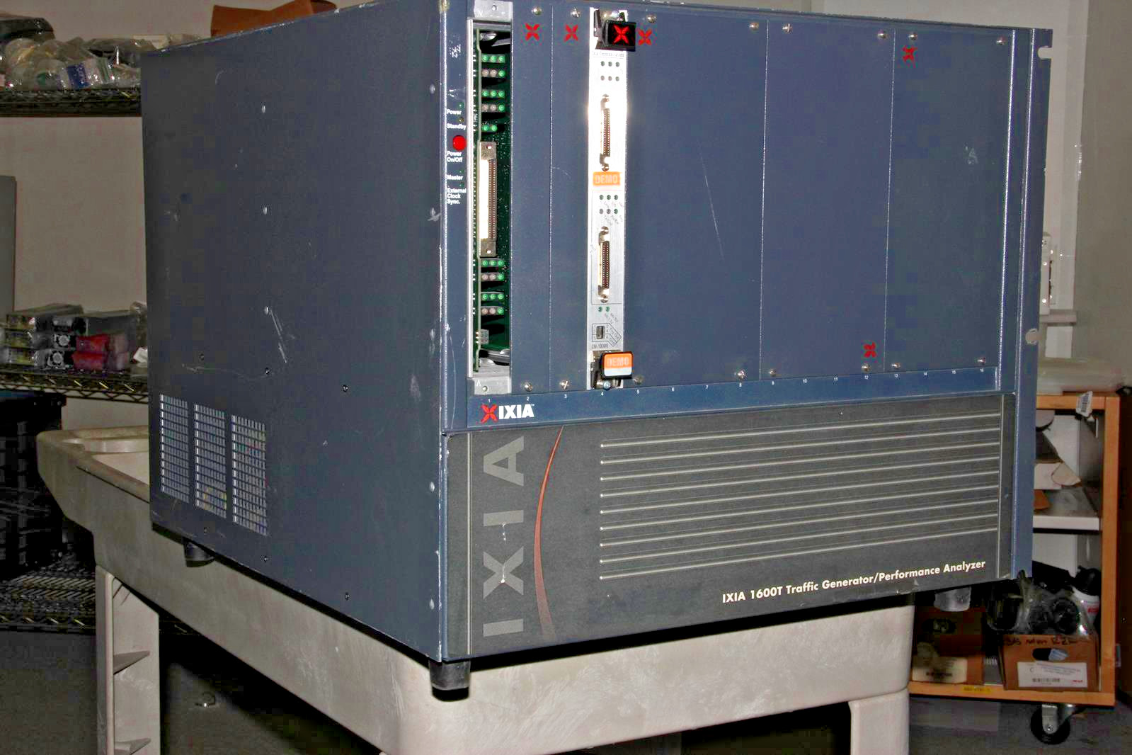 IXIA 1600T Traffic Generator/Performance Analyzer with LM100MII Module