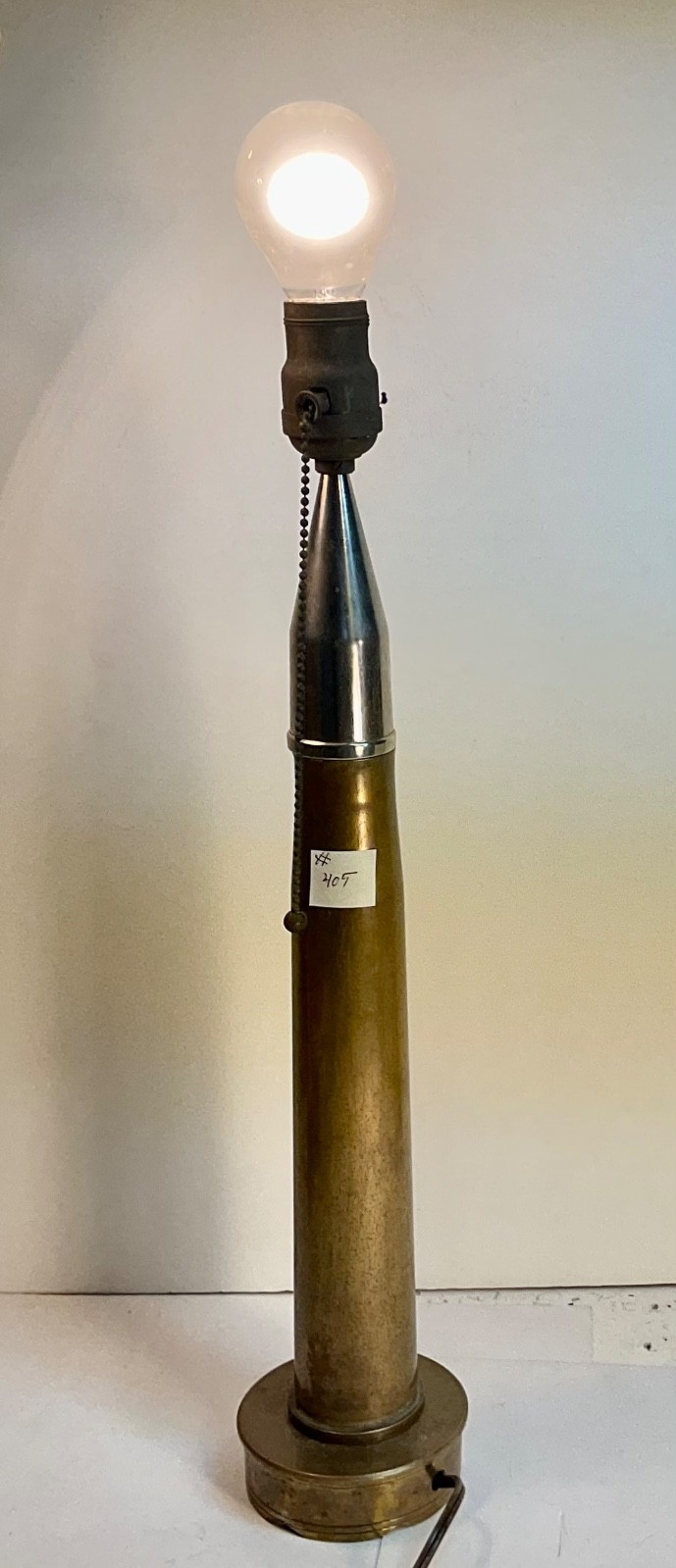 #405 US ARMY/NAVY WW2 TRENCH ART LAMP - WORKS
