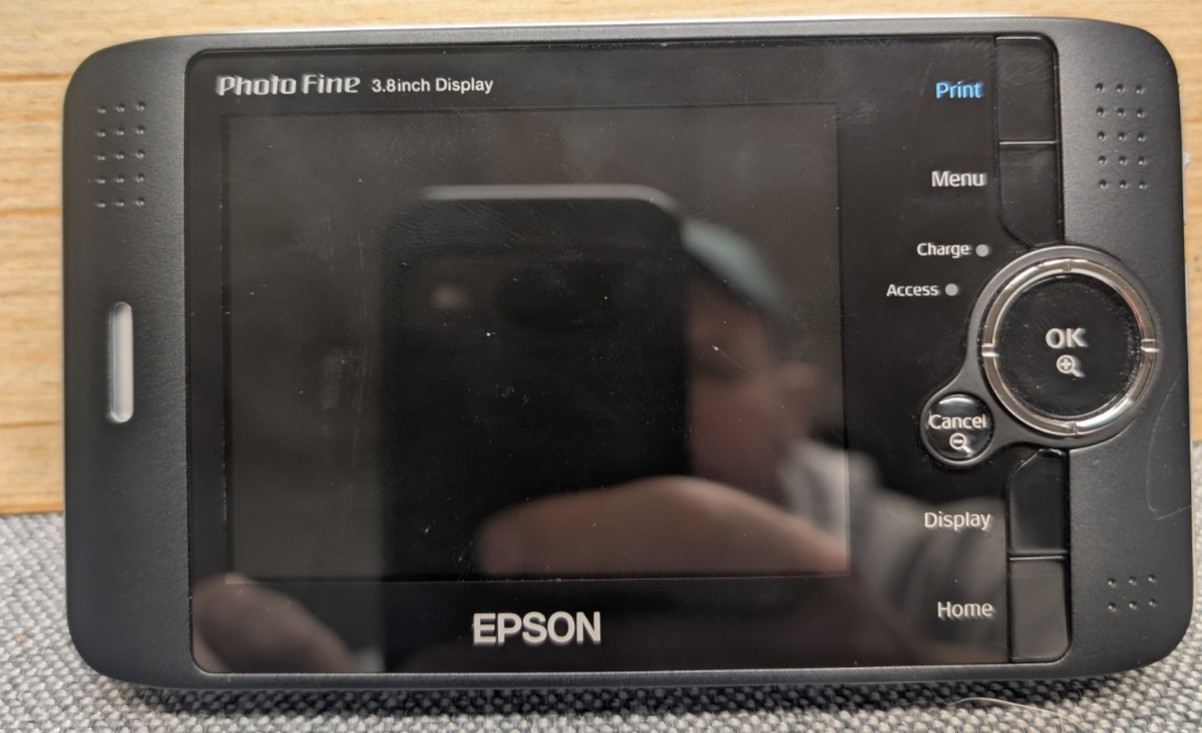 EPSON P-2000 Photo Fine Multimedia Storage Viewer G941A