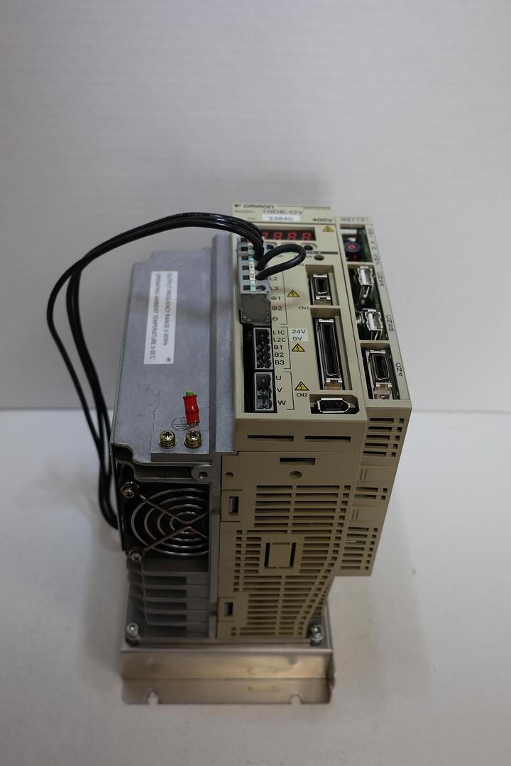 Omron SGDH-10DE-OY Sigma II Servo Drive 1kW 400VAC Servopack Used