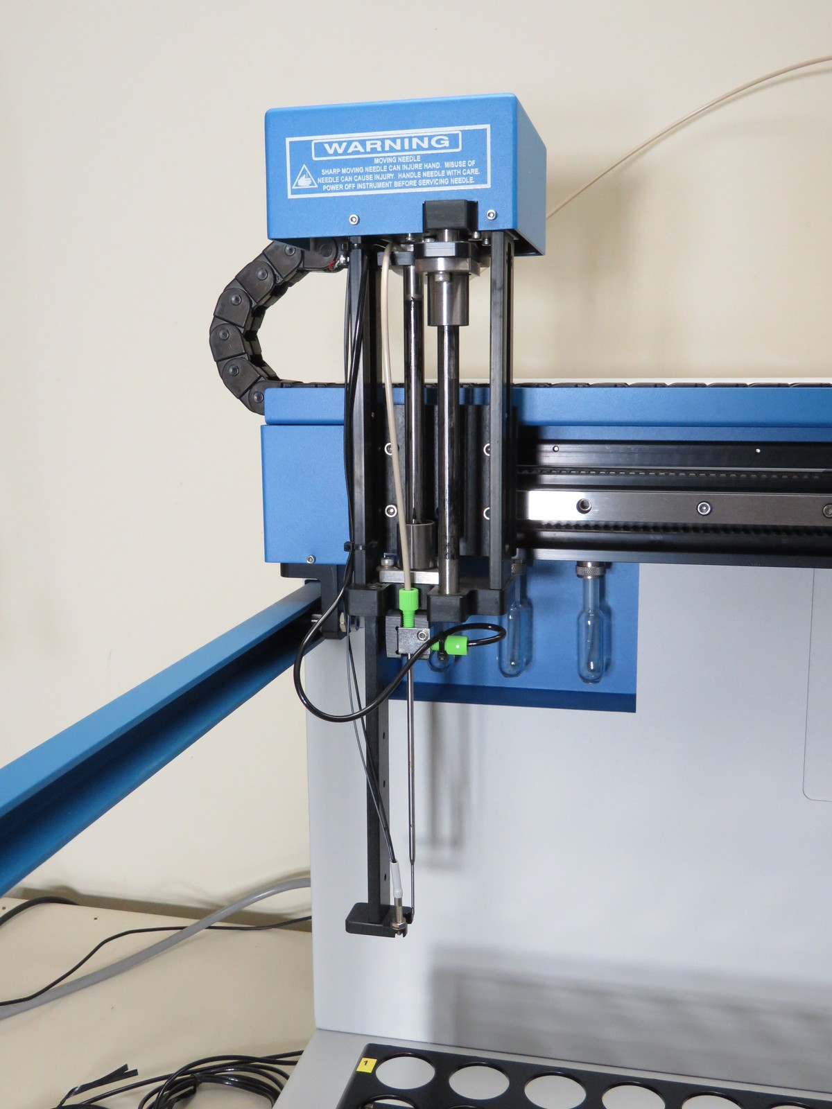 EST Analytical CENTURION W (Water-only) purge and trap autosampler