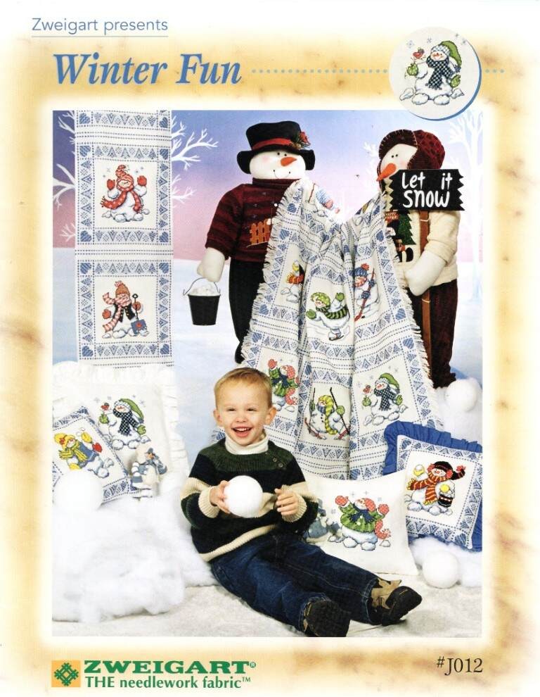 NOS!!!CROSS STITCH ZWEIGART PRESENTS WINTER FUN SUPER CUTE!!!