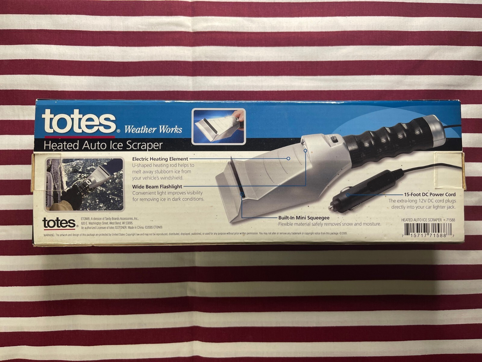 Totes - Weather Auto Ice Scraper with Power Cord and Flash light 