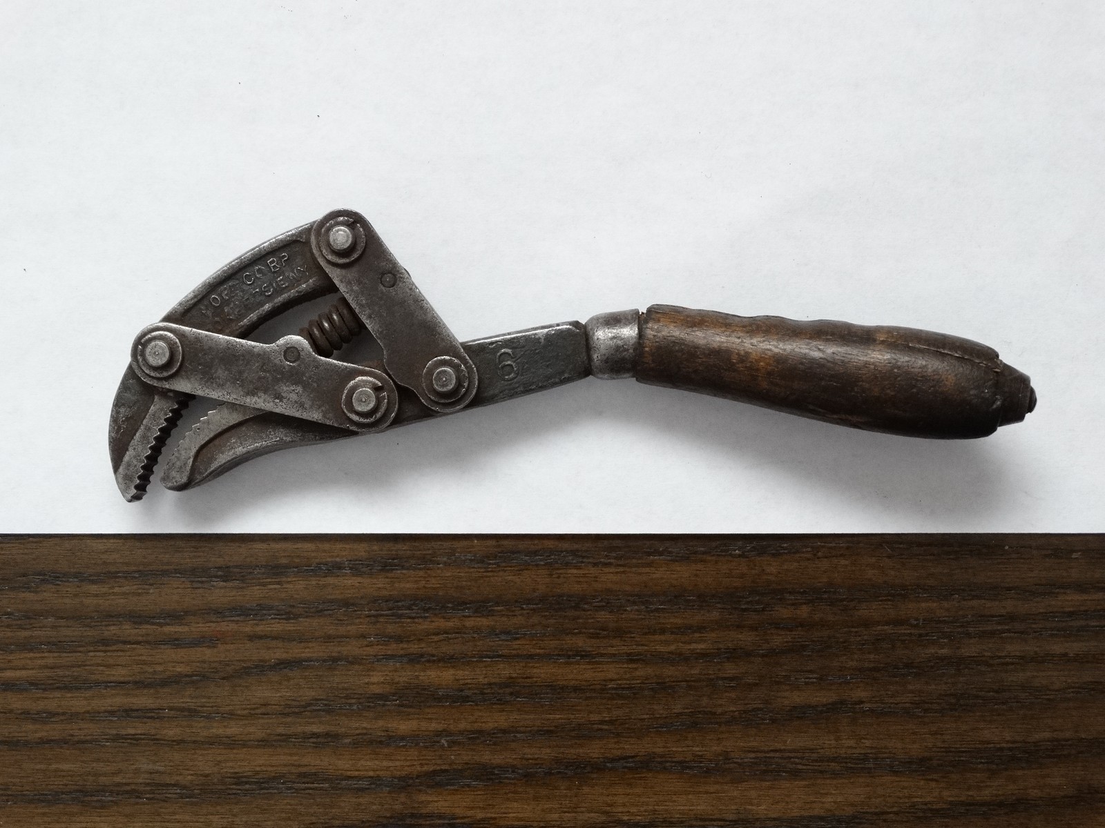 Antique (1922) Adjustable Pipe Wrench, Hoe Corporation, Poughkeepsie, New York