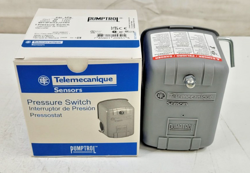 Square D Pumptrol 9013FSG2J21M1 Pressure Switch, 1/4" FNPS, Manual Switch, NEW