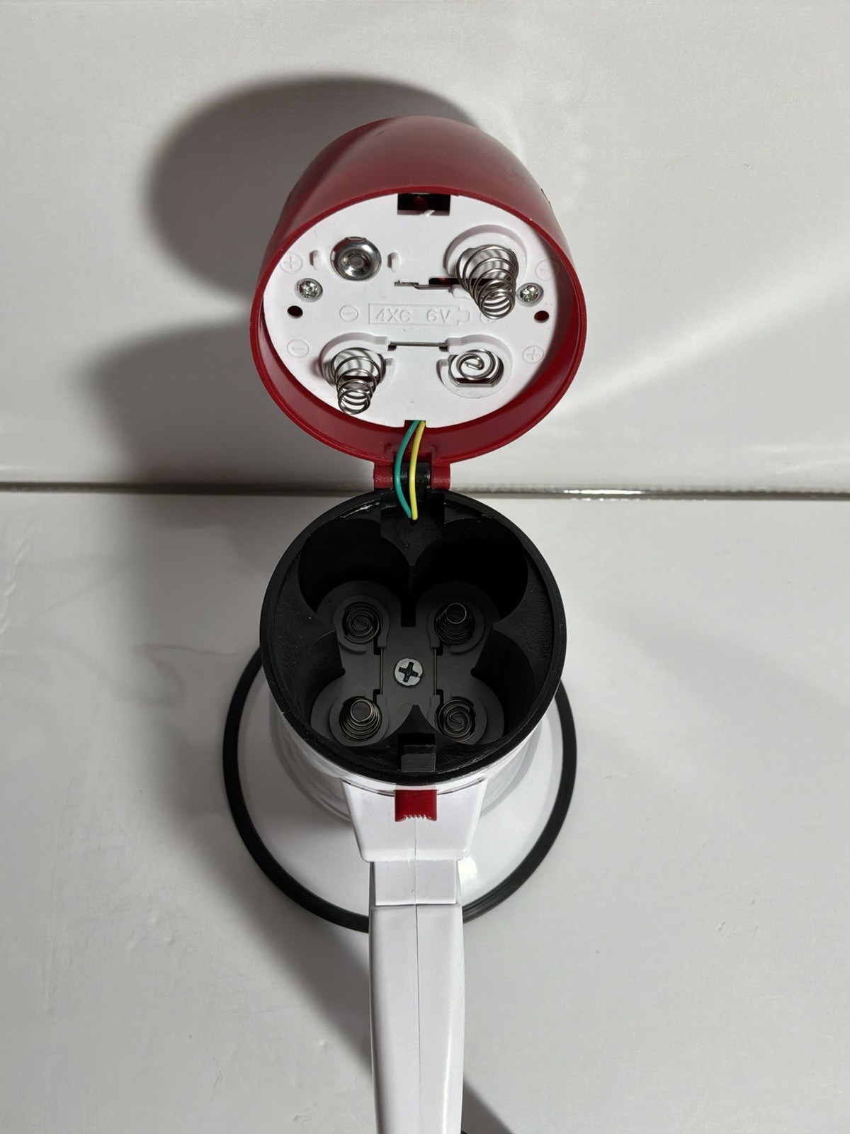 Pyle White Red Megaphone Portable Handheld Voice Amplifier Loudspeaker **READ