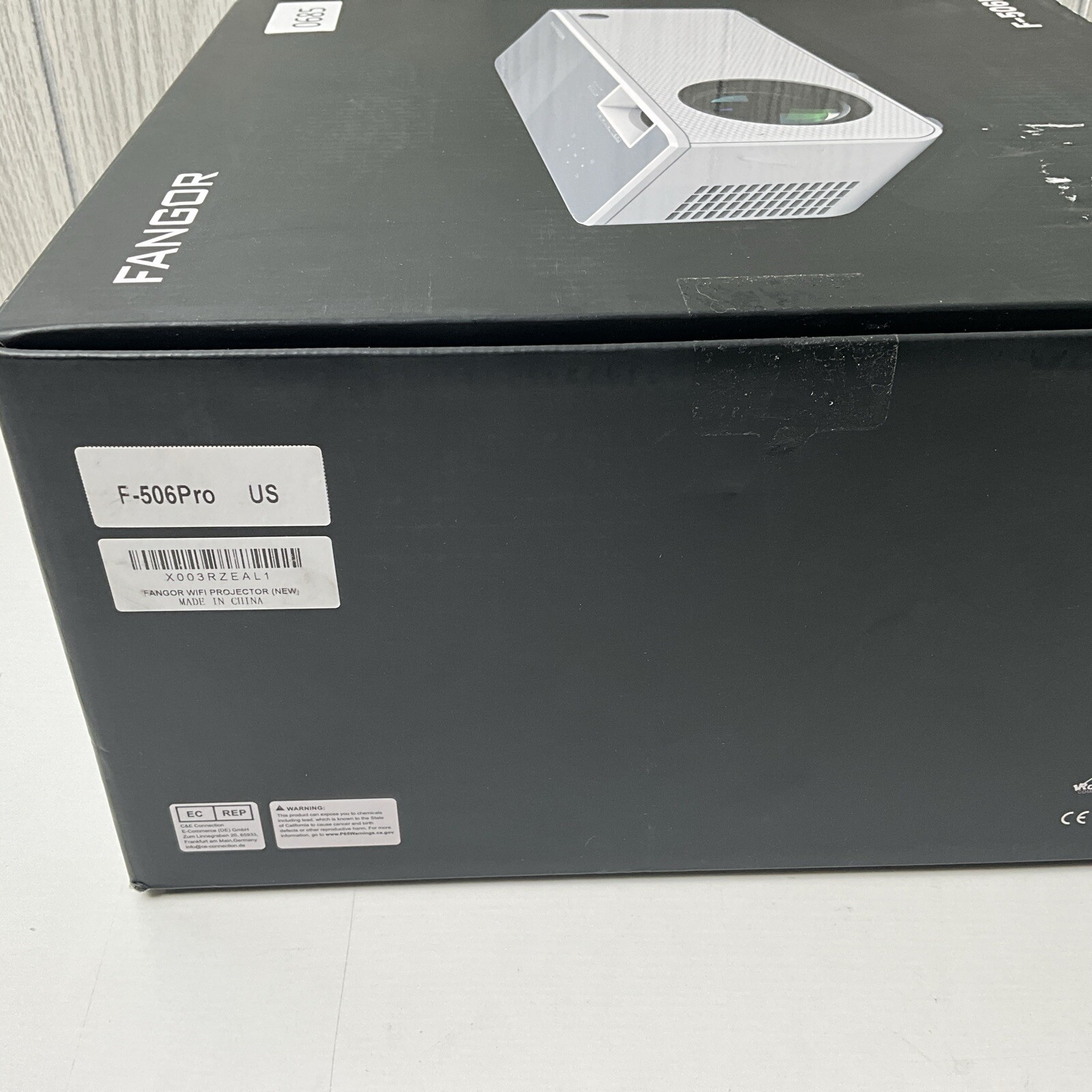 FANGOR 1080P HD Projector, WiFi Bluetooth Projector bundle - F506Pro