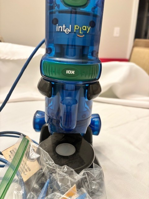 Intel Play QX3+ Computer Microscope Disc and Manual and Slides included