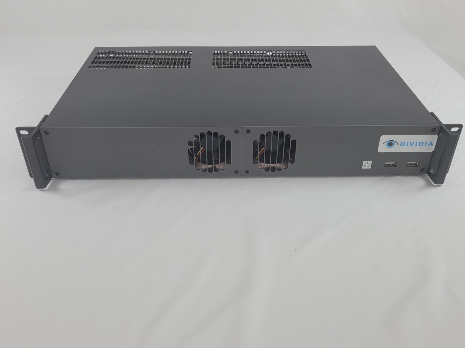 Dividia Technologies CS1950 16-Channel 3TB HDD Network Video Security System NVR