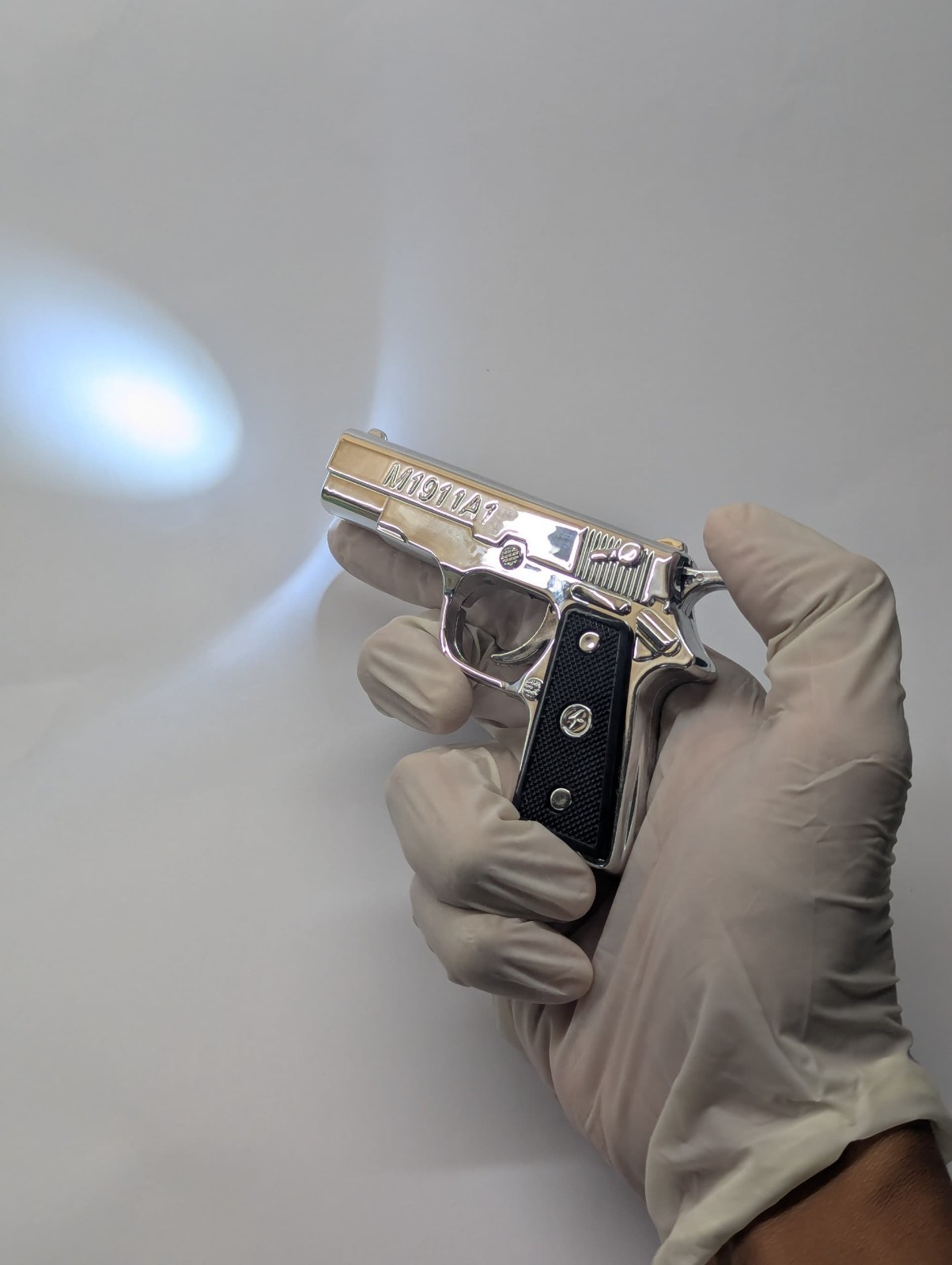 M1911A1 Mini Gun Keychain Laser Pointer, LED Flashlight 1/6 Scale