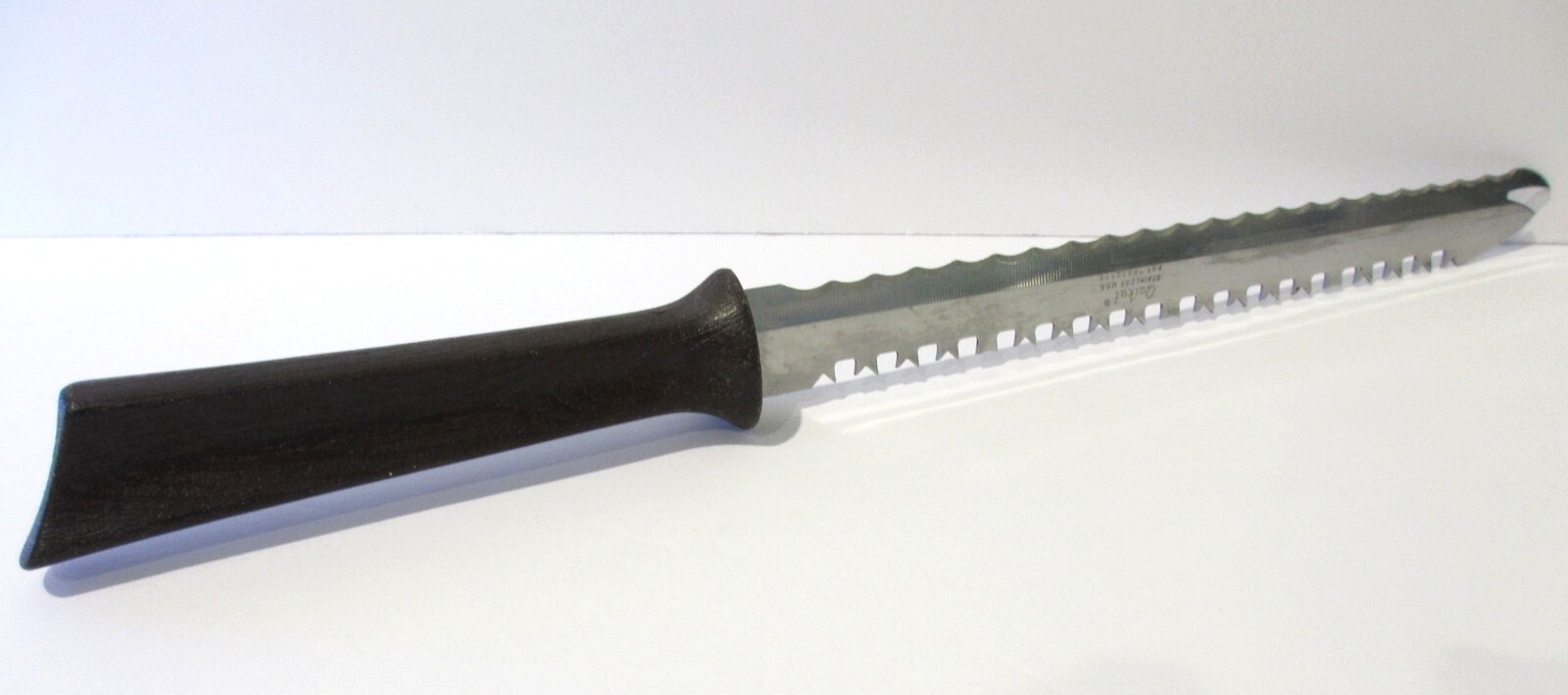 Vintage Quikut Stainless Serrated Carving Knife Quikkle USA Bread Meat Knife