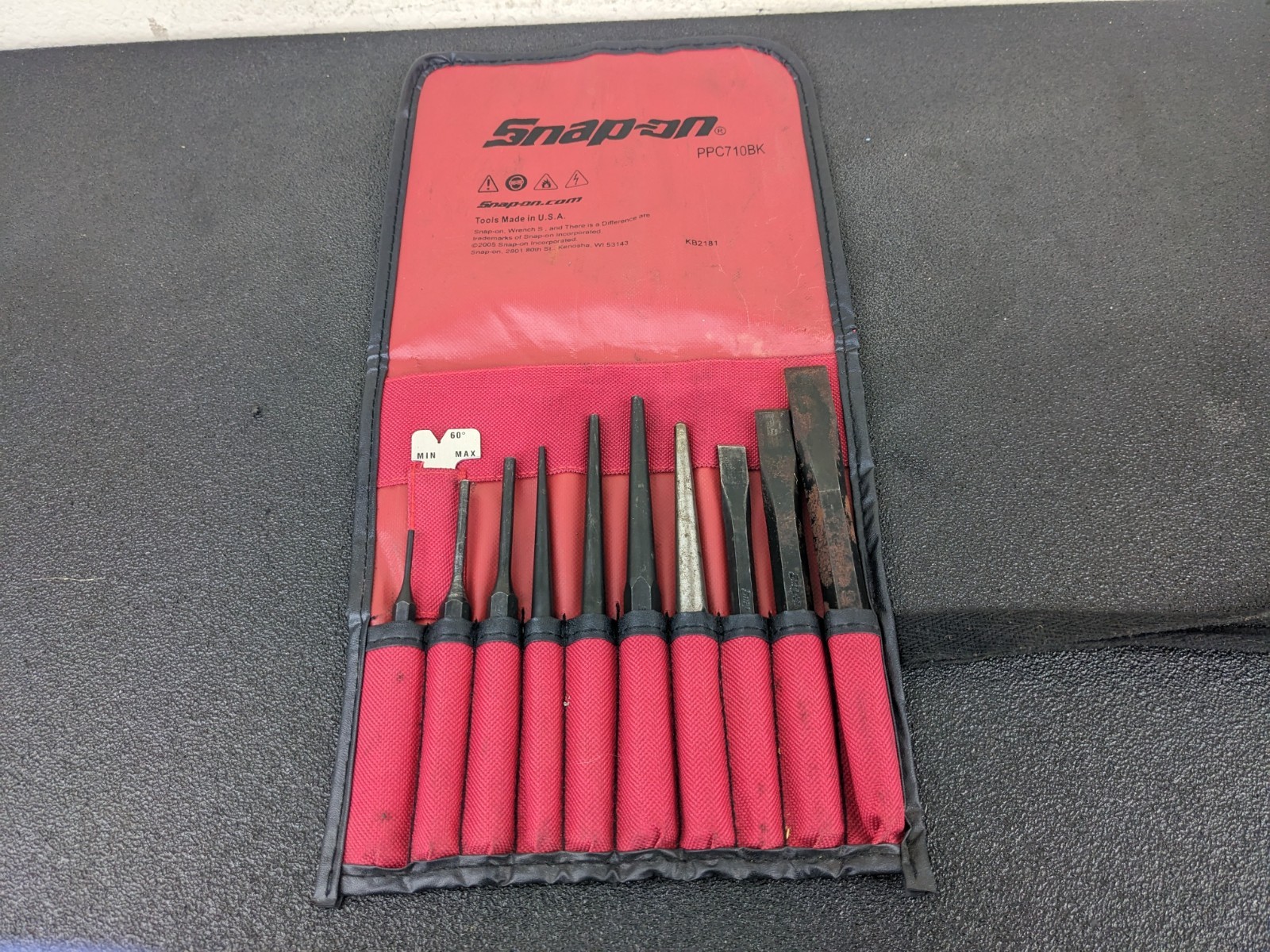 #bo184 Snap-on Tools PPC710BK USA 11 Piece Punch and Chisel Set w/ Kit Bag