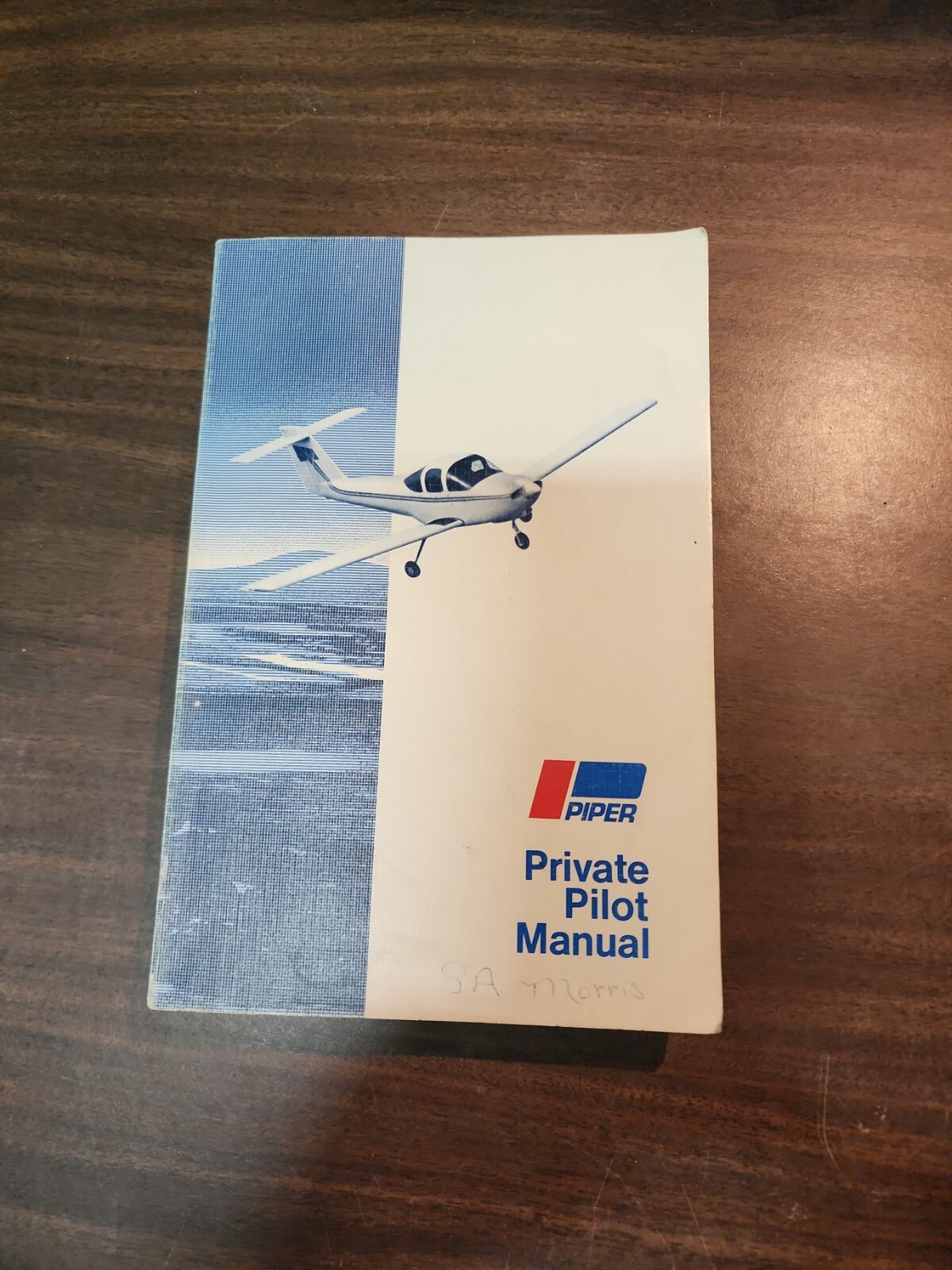 VINTAGE 1979 PIPER PILOT  MANUAL. EXCELLENT