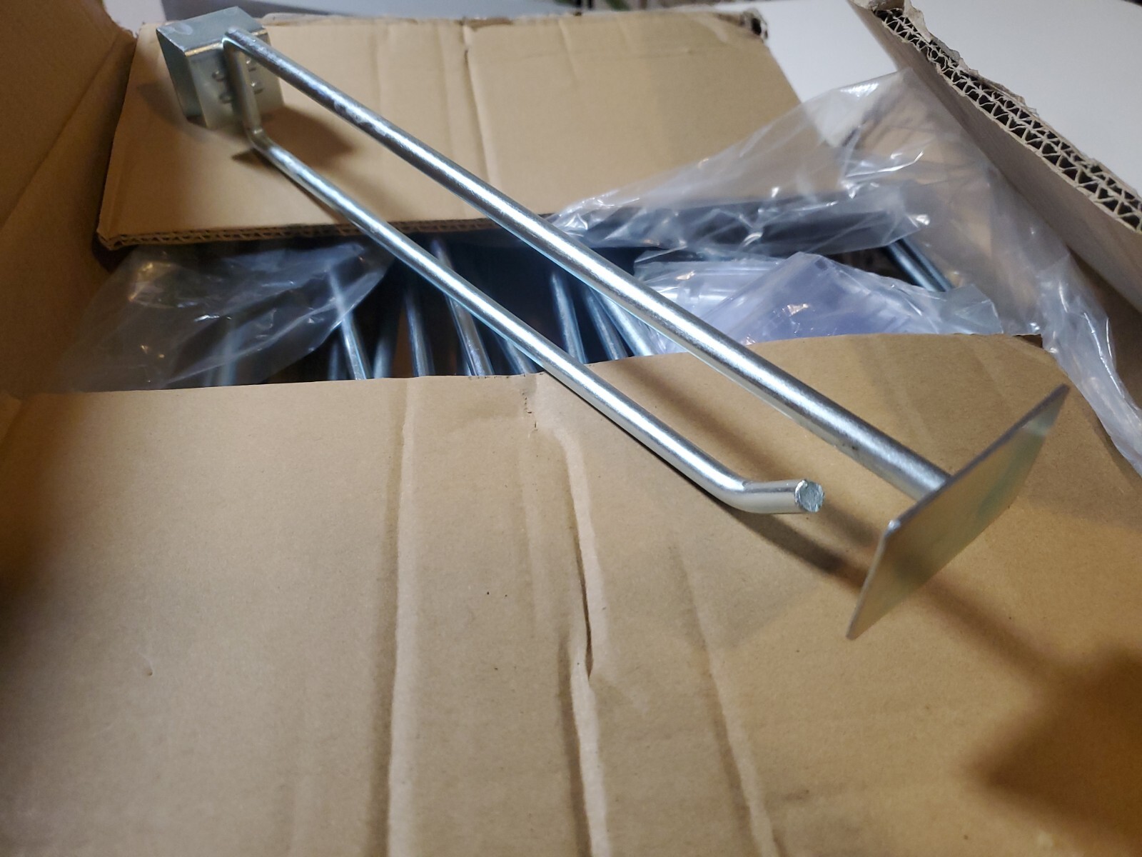 20 PACK 12" Long C-channel Metal Shelf Hooks w/Label Holders Lozier yht58811
