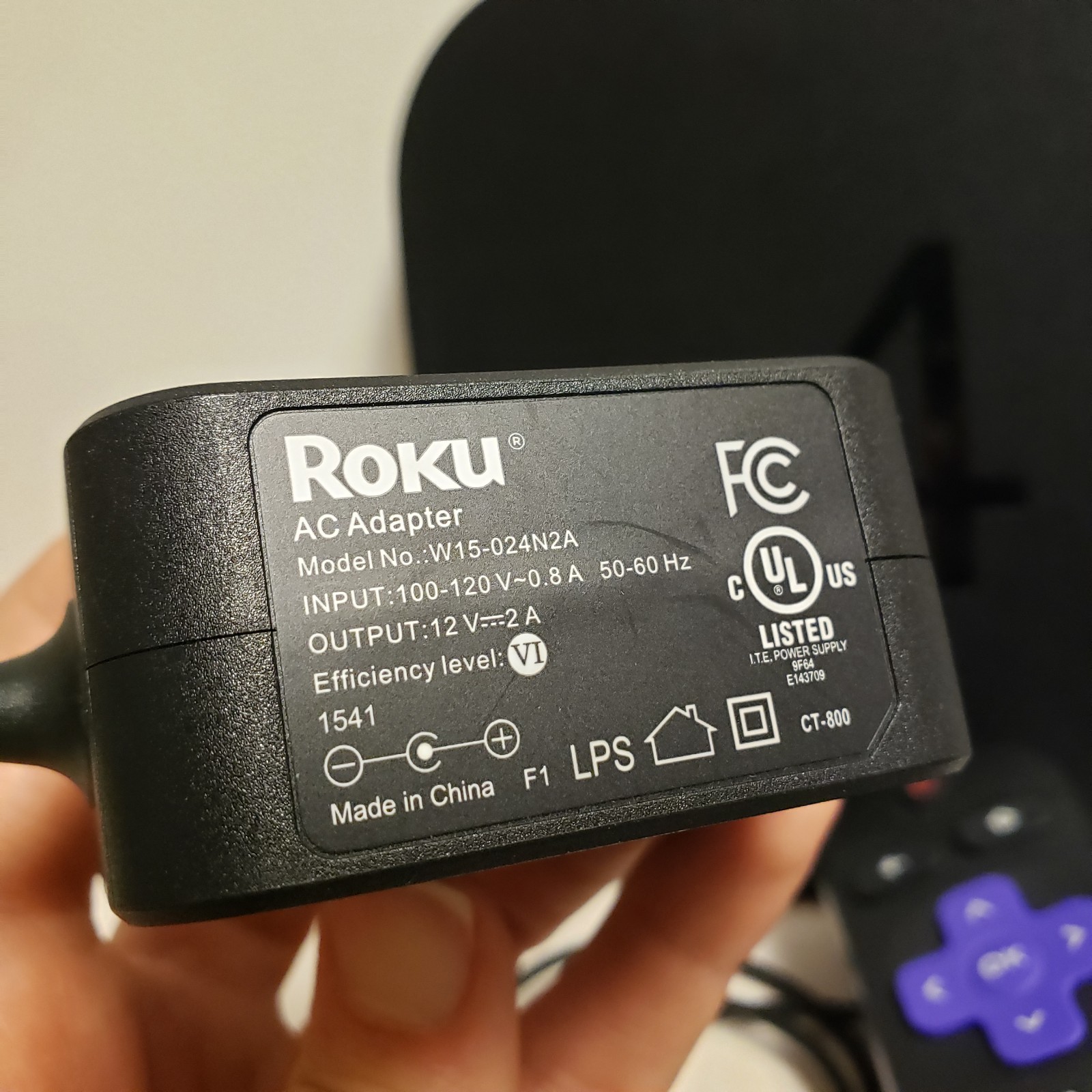 Old Roku 4 - 4th Generation Media Streamer Model 4400X Remote Black