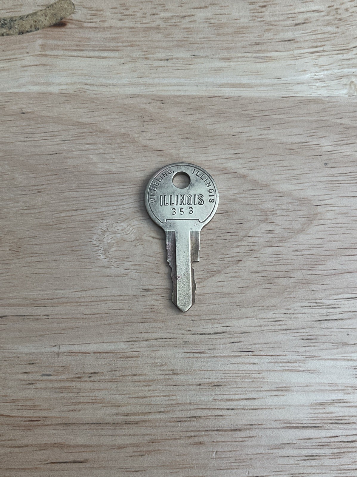 Illinois Lock Key # 353