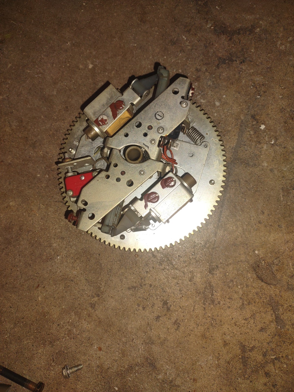 rowe mm5 jukebox arcade record player mech part #319