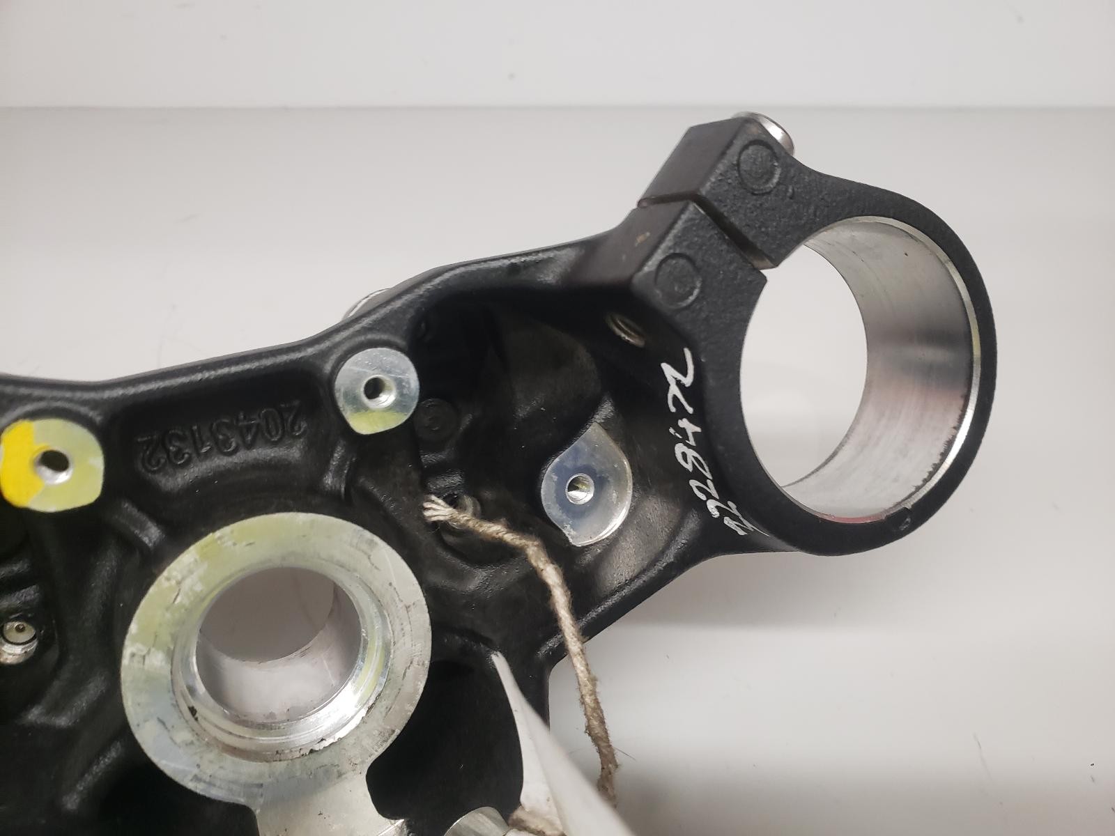 2024 TRIUMPH TRIDENT 660 TOP YOKE