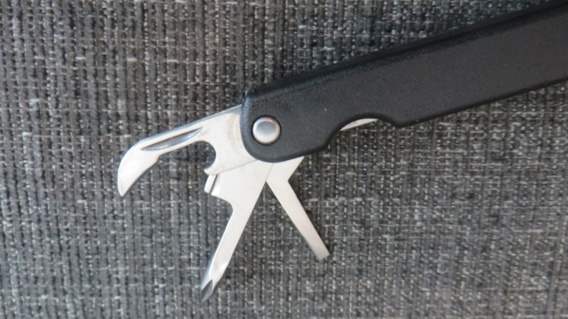 Multi Tool W/Case - Mountain Quest - Smaller 4 inch Tool