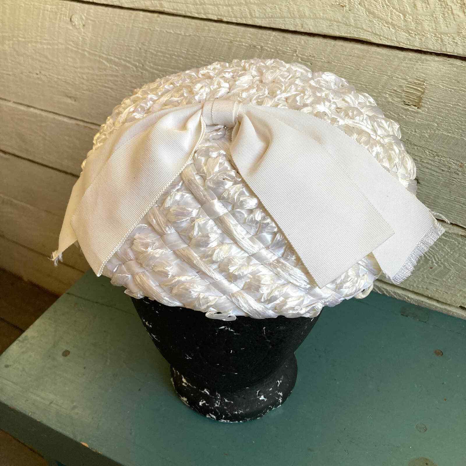 60s White formal straw raffia hat bow wedding grosgrain ribbon