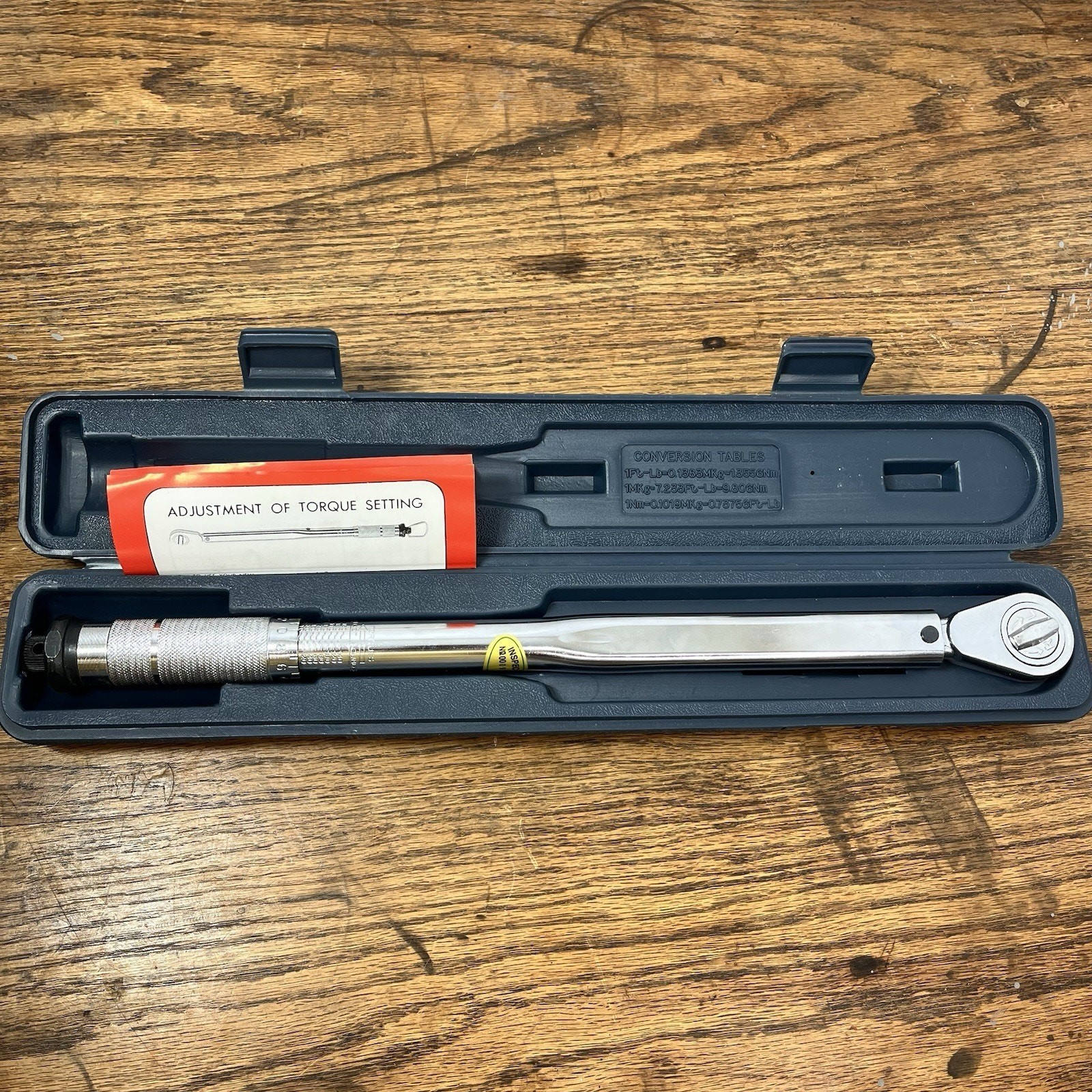 1/2 Inch Adjustable Drive Click Torque Wrench w Case Lin Shing 10 to 150 Ft/Lb