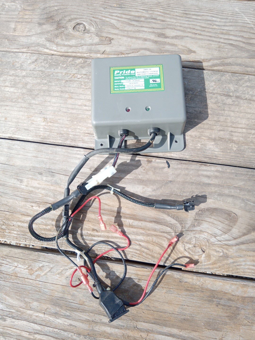 2905-24 Onboard Charger, 5A 24V  from Pride Jazzy 1121  Wheelchair 3 Stage G.U.C