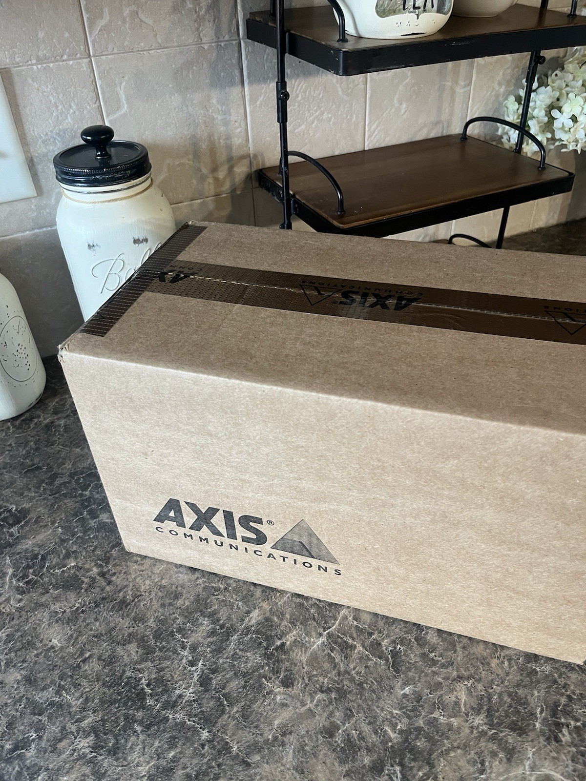 NEW - Axis Communications T91A64 Camera Corner Bracket 5017-641