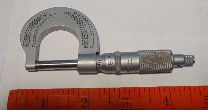 ** Vintage - USA made - MICROMETER - Number 901 - Tubular Micrometer Company **