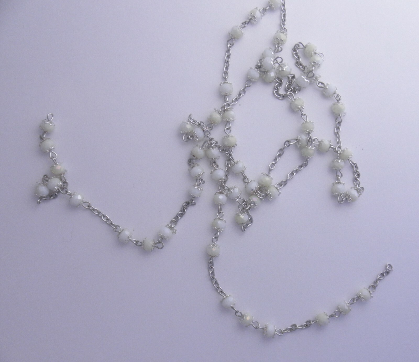 1 METER BEADED WHITE SMOKE   6MM GLASS   BEADED CHAIN * LOT J 9