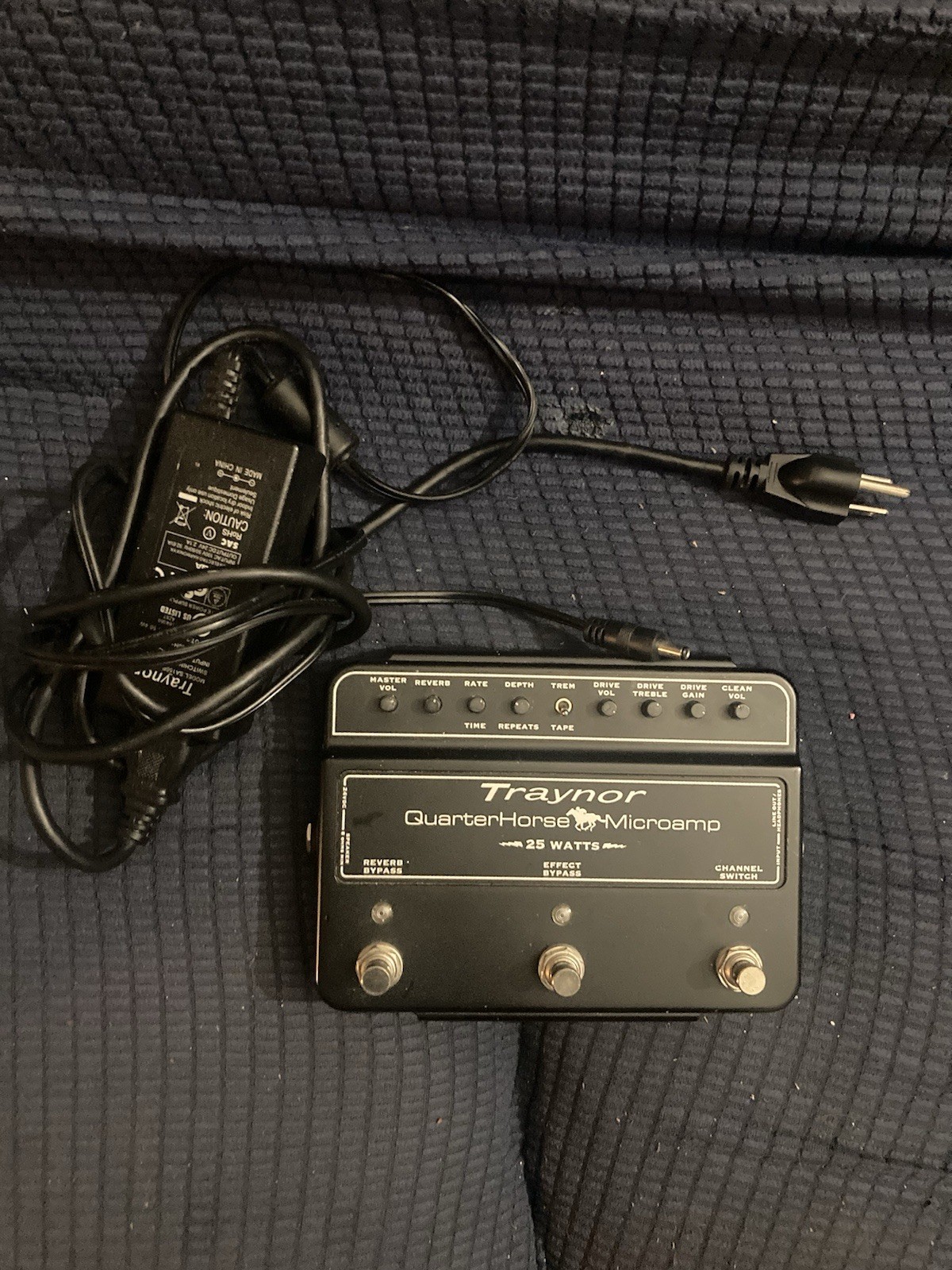 Traynor 25-Watt Quarter Horse Amplifier with Tremolo Tape Echo and Reverb Mint