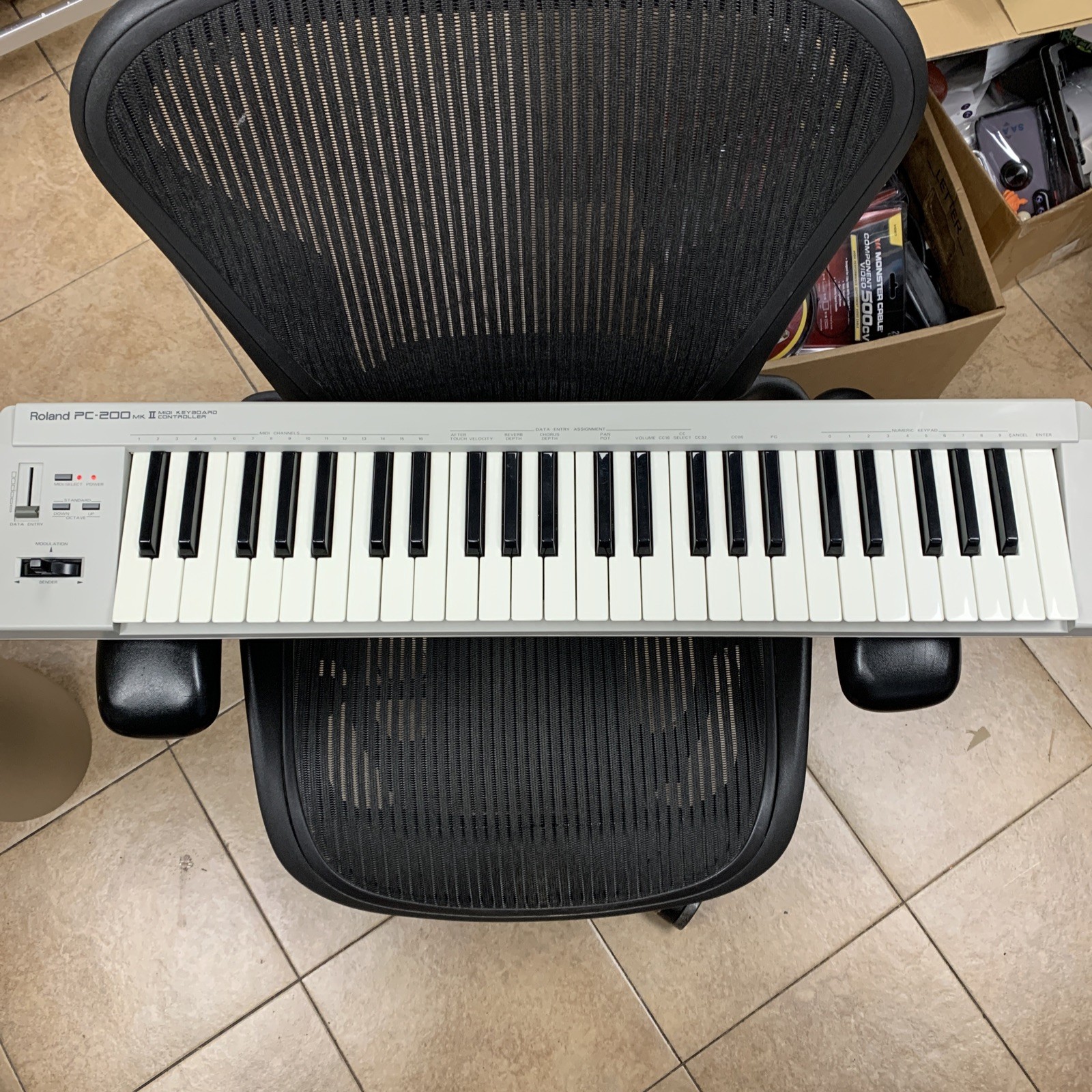 Roland PC-200 MK II Midi Keyboard Controller Tested No Power Cord Read pre owned