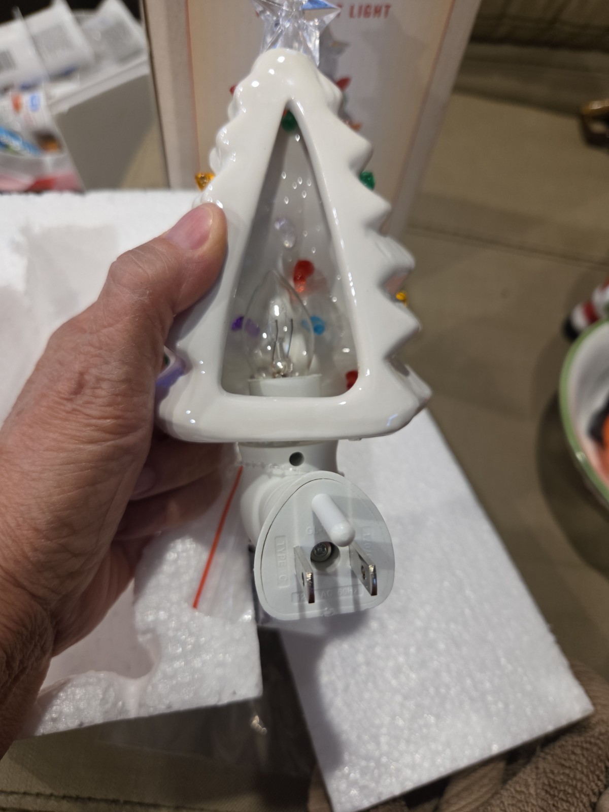 NEW, Ceramic Christmas Tree Night Light Wall Plug Cracker Barrel Exclusive