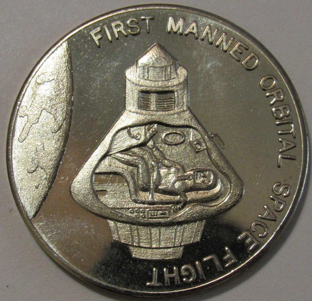 YURI GAGARIN FIRST MAN TO TRAVEL IN OUTER SPACE COIN EARTH ORBIT