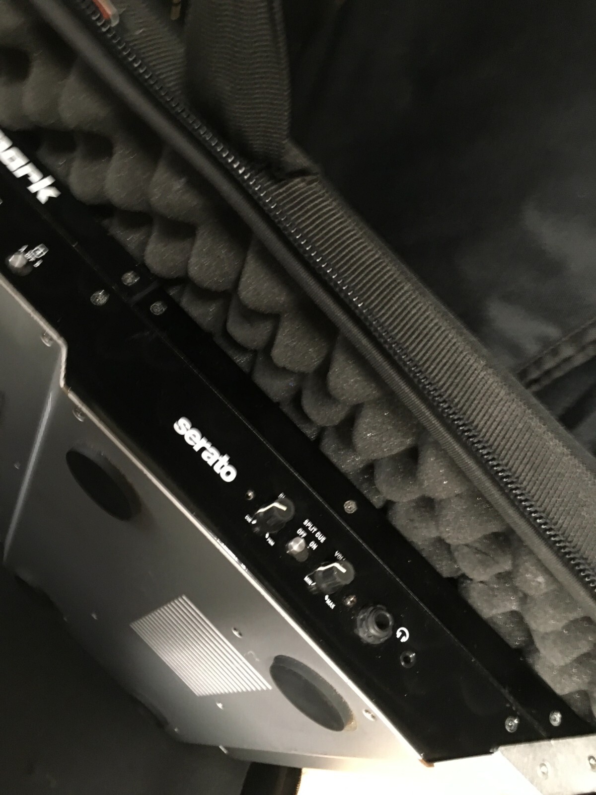 Numark NS7II Digital DJ Controller w/ ODYUSA Soft Case