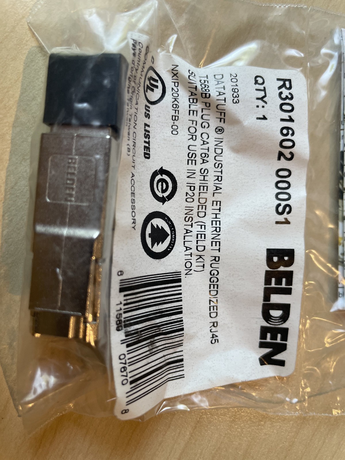Belden R301602 000S1 DataTuff Industrial Ethernet Ruggedized RJ45 T568B Plug