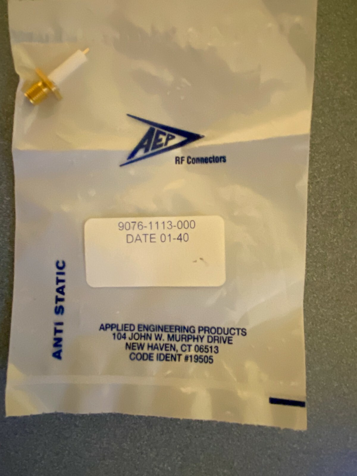 AEP 9076-1113-000SMA / STRAIGHT JACK RECEPTACLE FEMALE GOLD 3/8" SQUARE FLANGE