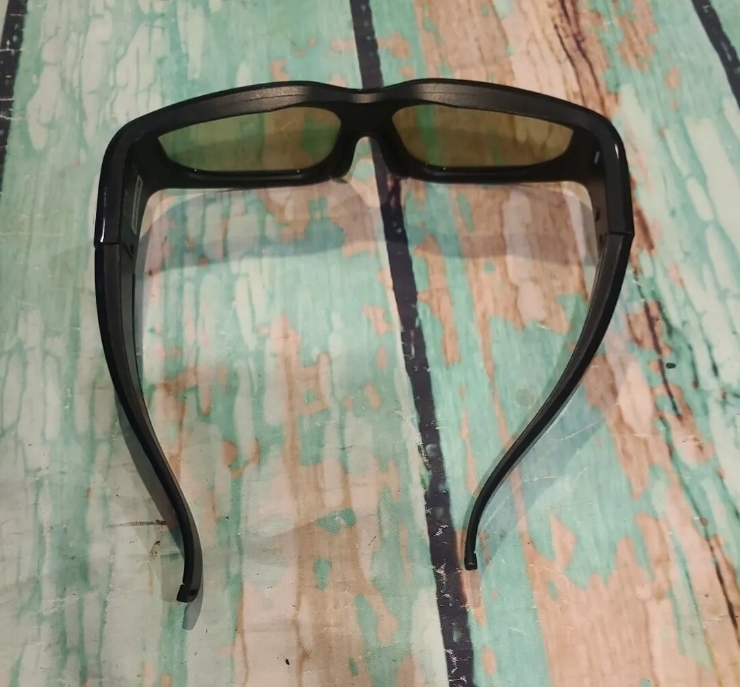 LG 3D Glasses AG-S110 AGS110 3D Active Shutter Glasses USB Missing Untested