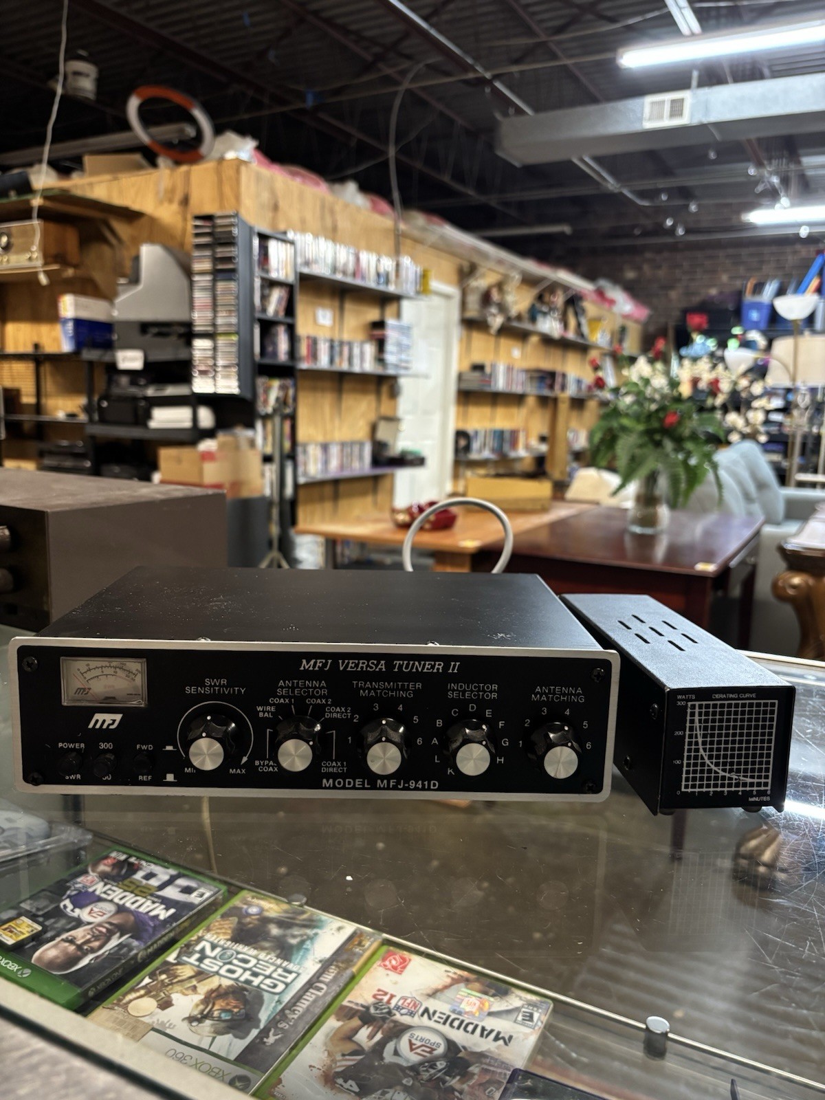 Nice MFJ-941D Versa Tuner II Ham Radio Antenna Tuner W/ MFJ-260C 300W Dummy Load