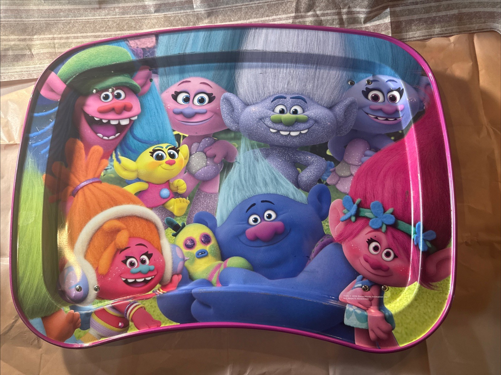 2016 Dreamworks Trolls Movie Folding Metal Lunch TV Tray Collectible RARE HTF