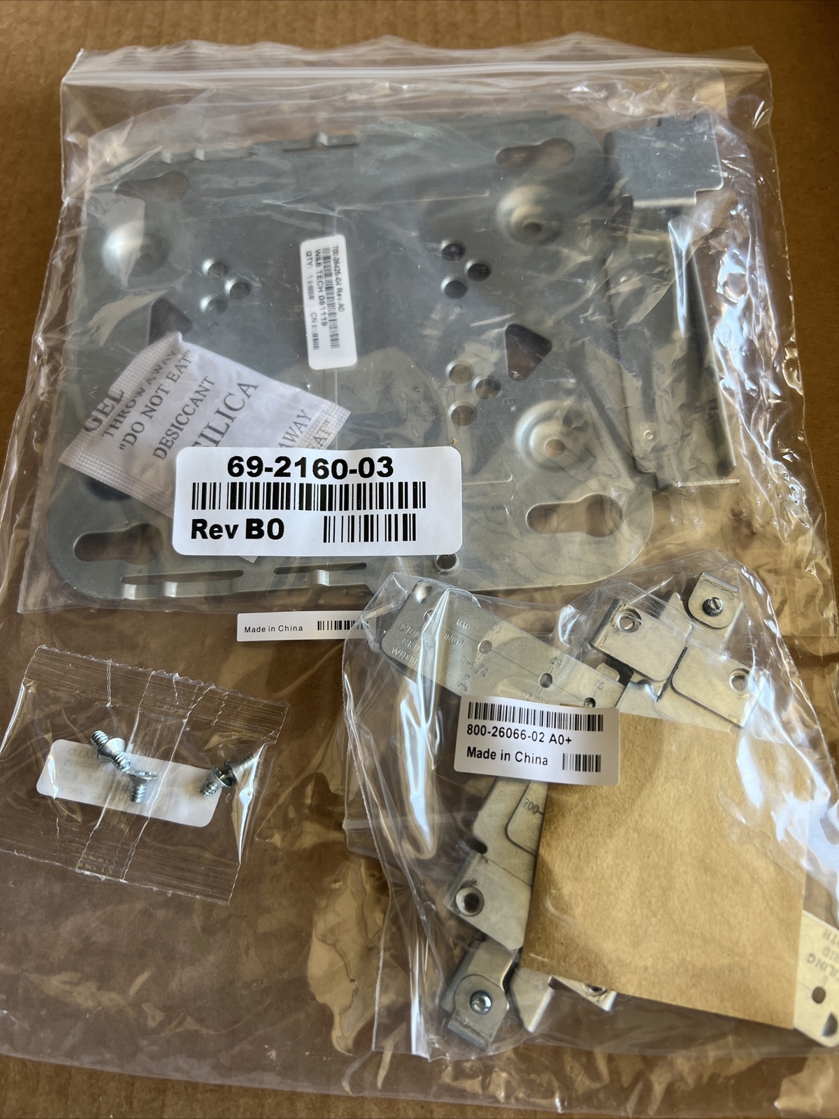 692160-03(700-26425-04) Cisco Wireless Access Point Brackets & Ceiling Clips