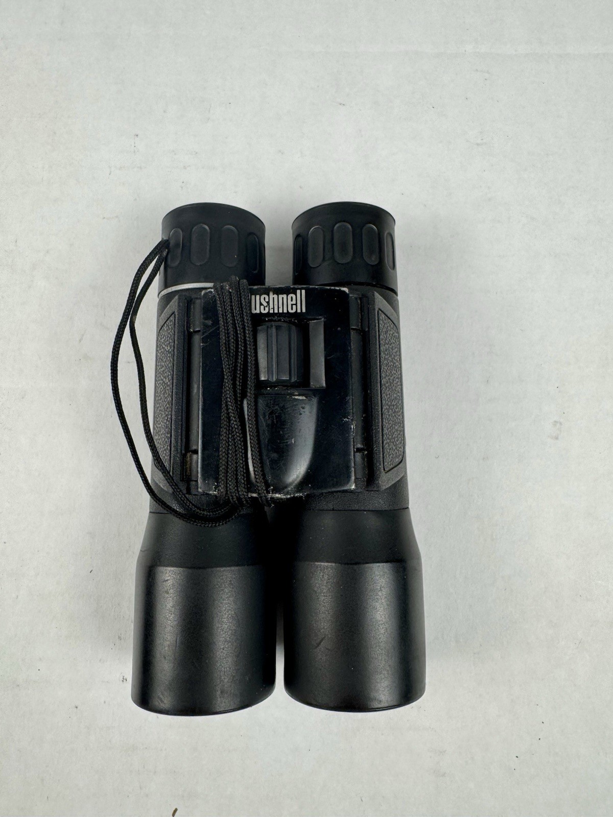 Bushnell Compact Binoculars Black With Soft Case – Used