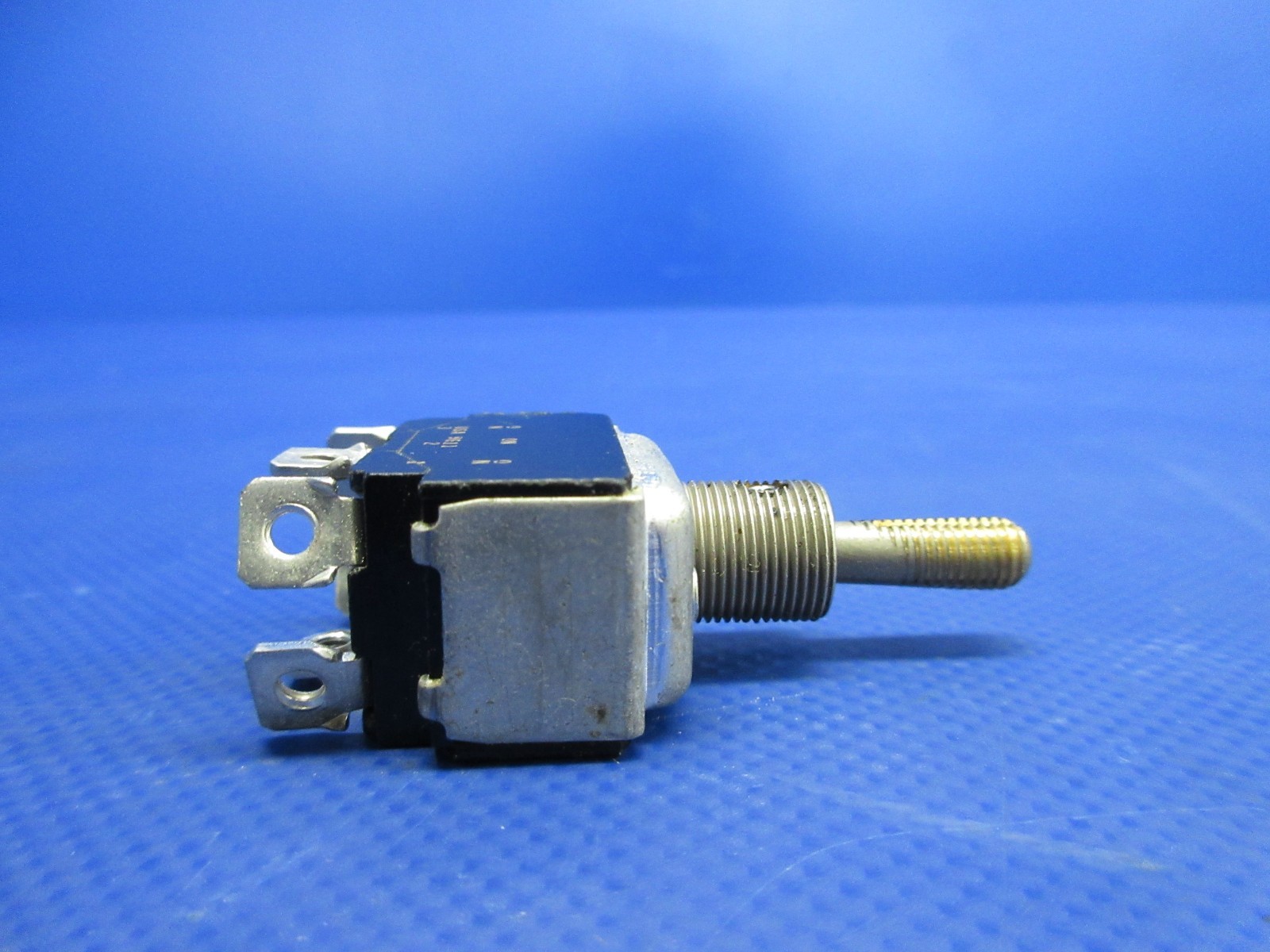 Cessna Flap Switch P/N S1661-2 NOS (0426-718)