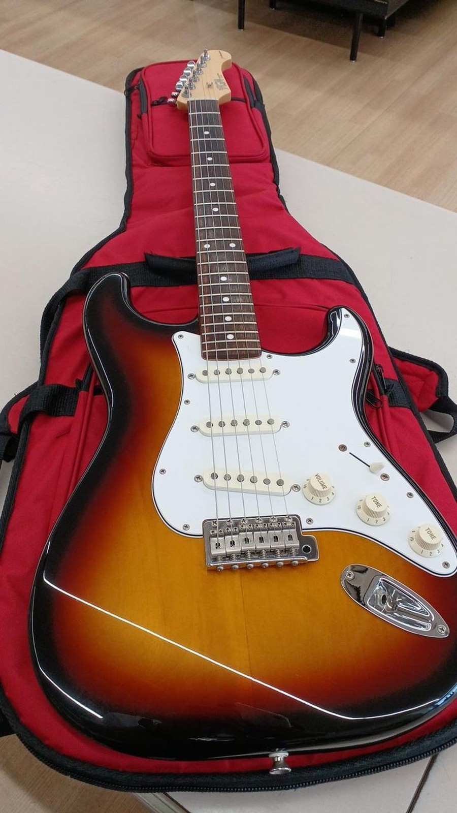 FUJIGEN JST-5R Used Basswood body Maple neck Rosewood fingerboard w/Soft case