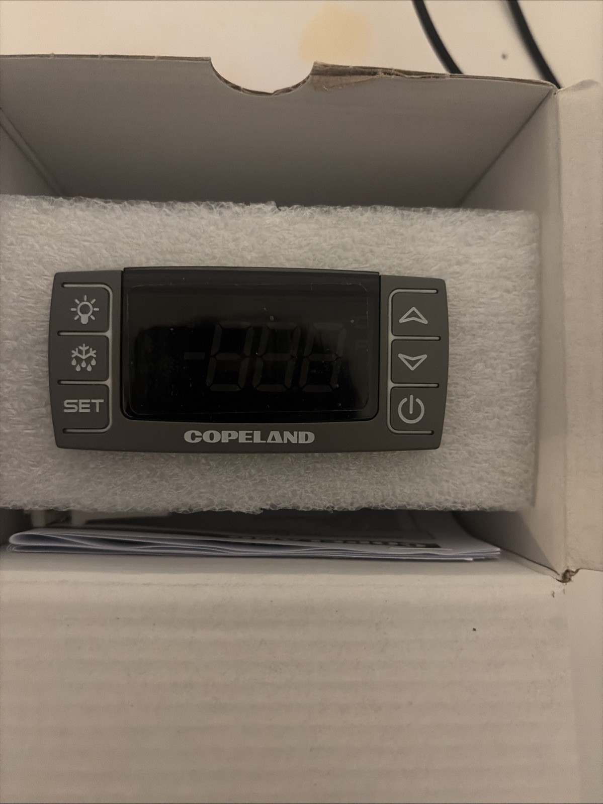 Copeland Digital Controller for Medium-Low Temperature Refrigeration XR75CX