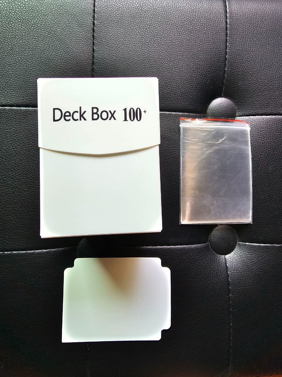 Deck Box 100+ Cards + 10 Penny Sleeves – Storage for Pokémon, MTG, YuGiOh, TCG