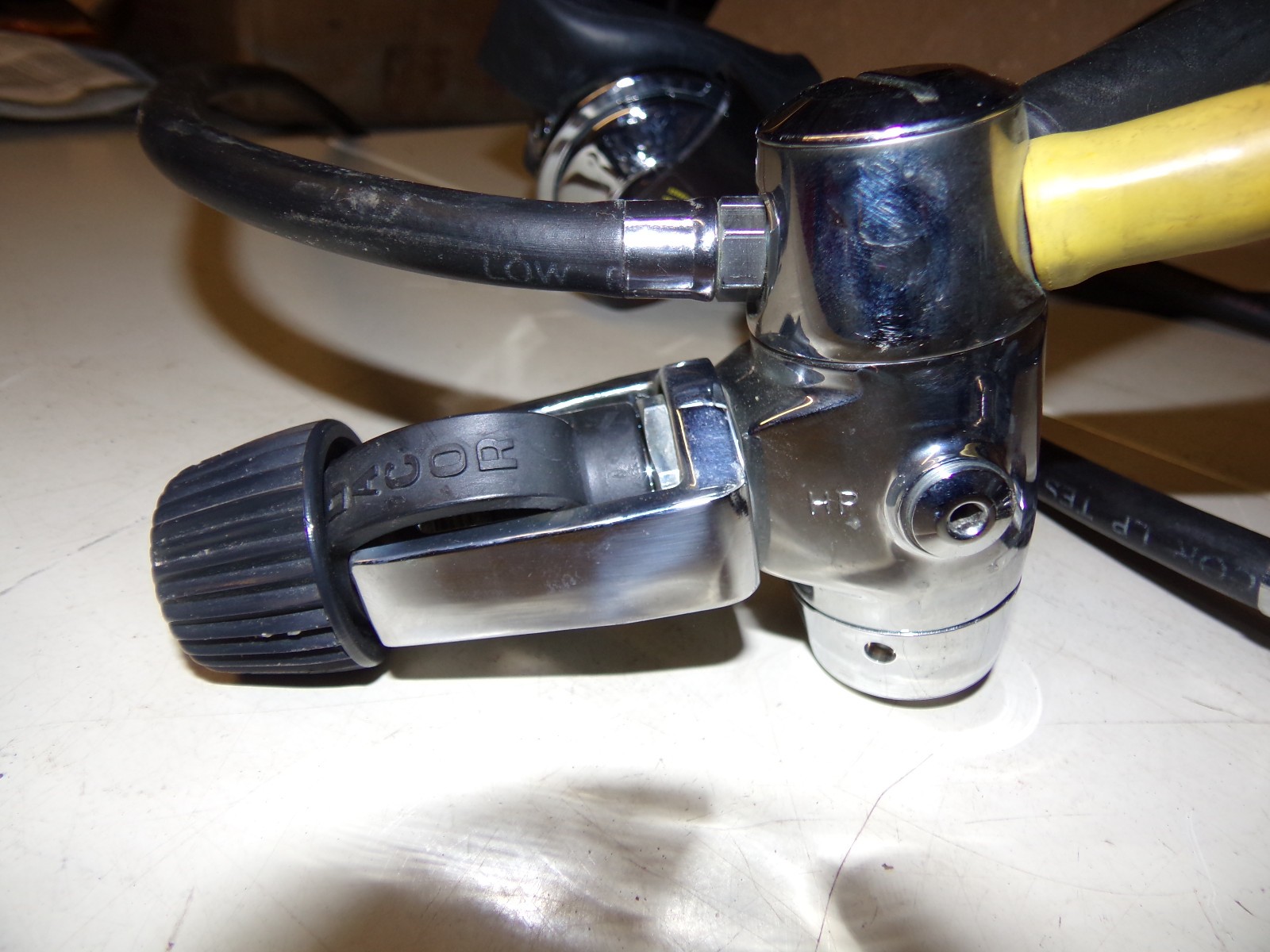Decor 950 HP Regulator Setup W/ 2 PBD's & Gauge