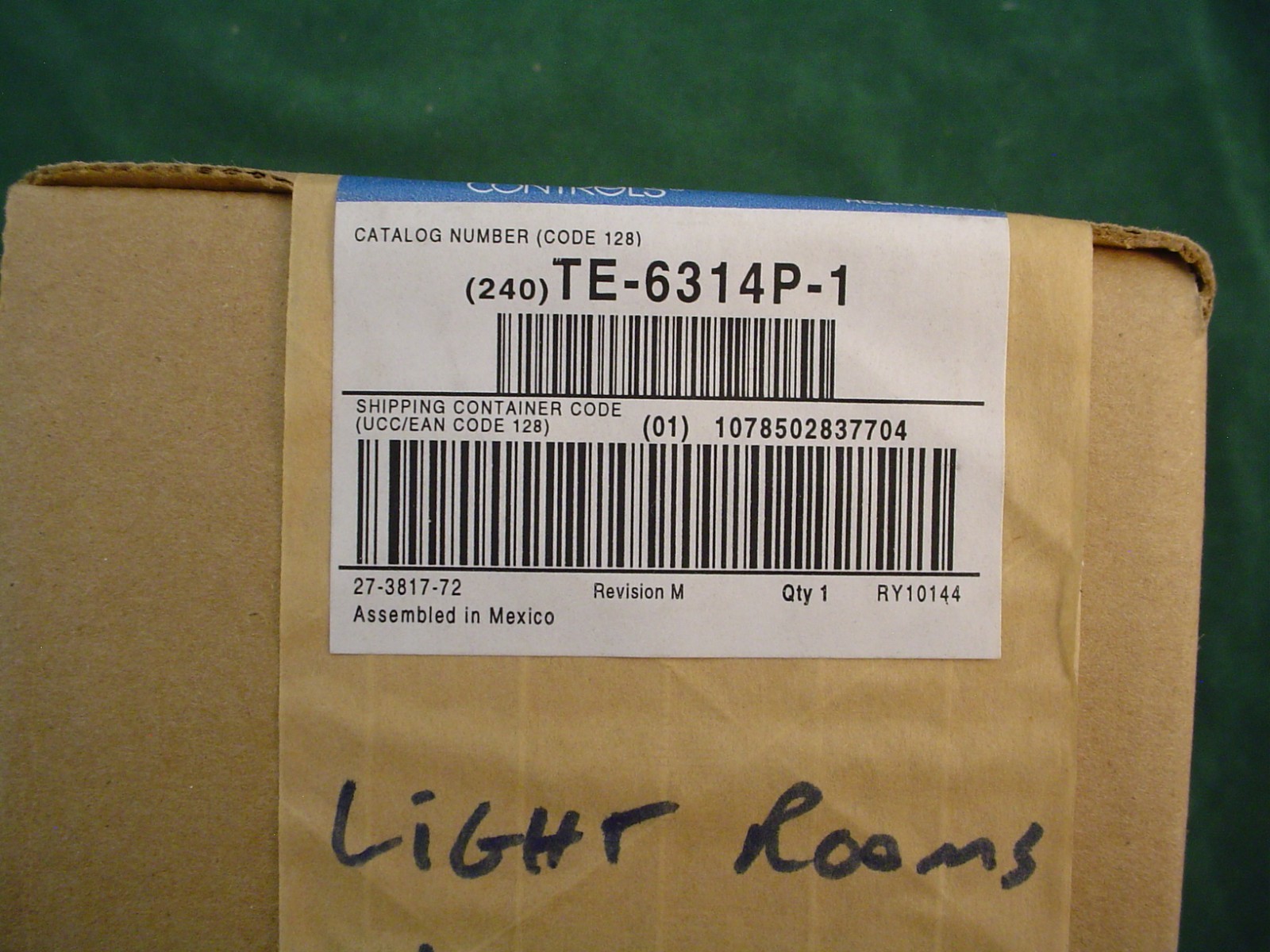 Johnson Controls Wall Mount Temp Sensor TE-6314P-1 Free Shipping