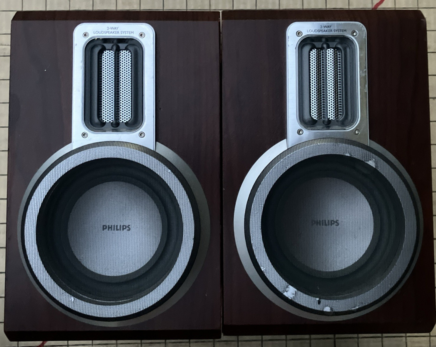 Philips MCD700 MICRO SYSTEM Rosewood Speakers Speakers Only